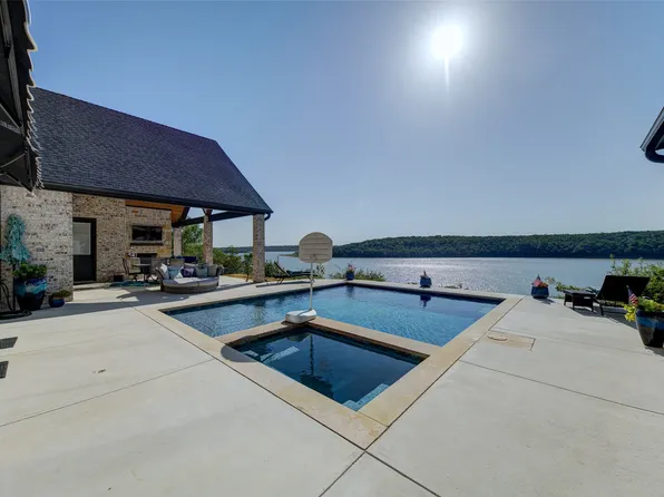 253 Grand Harbor Blvd, Chico, TX 76431