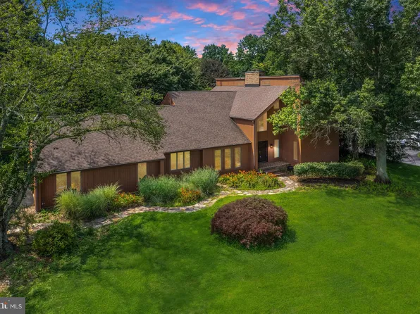 2413 Engle Rd, Fallston, MD 21047