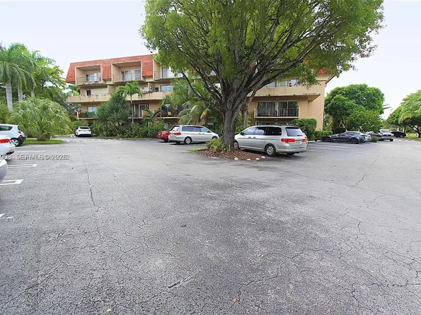 7900 Camino Cir, Miami, FL