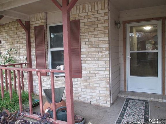 2nd image of 14327 Bellcrest Dr