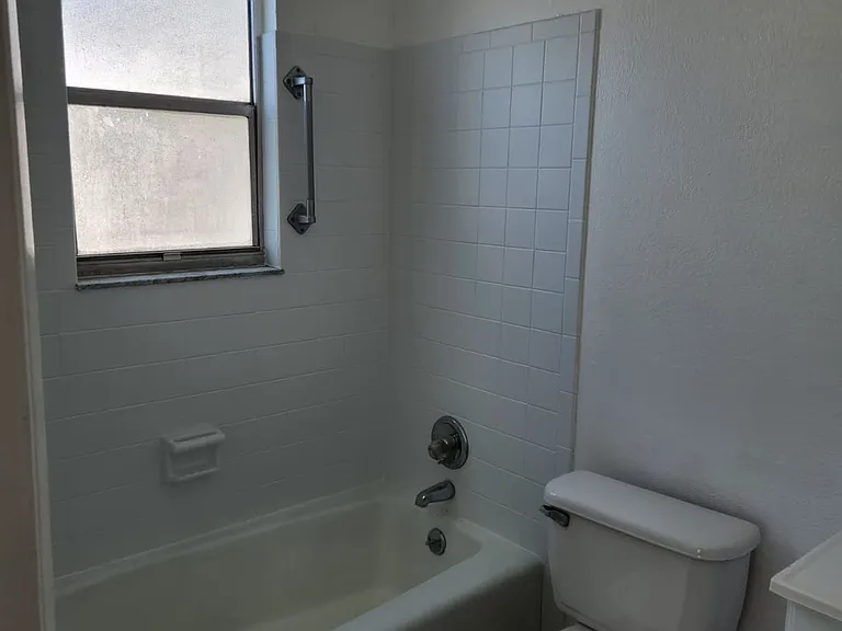 3 Spring Lane Way — Photo 6