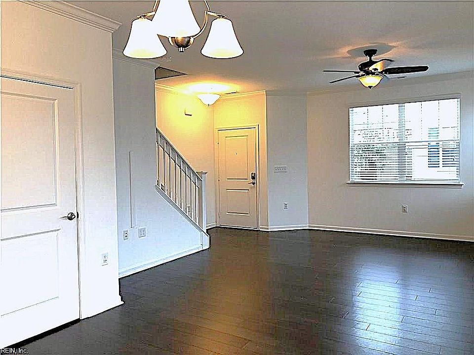 1st image of 1721 Halesworth Ln