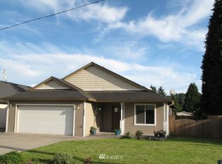 525 D St, Castle Rock, WA 98611