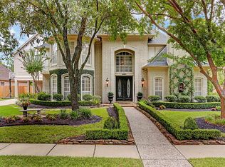 14511 Wisteria Hollow Ln, Houston, TX 77062