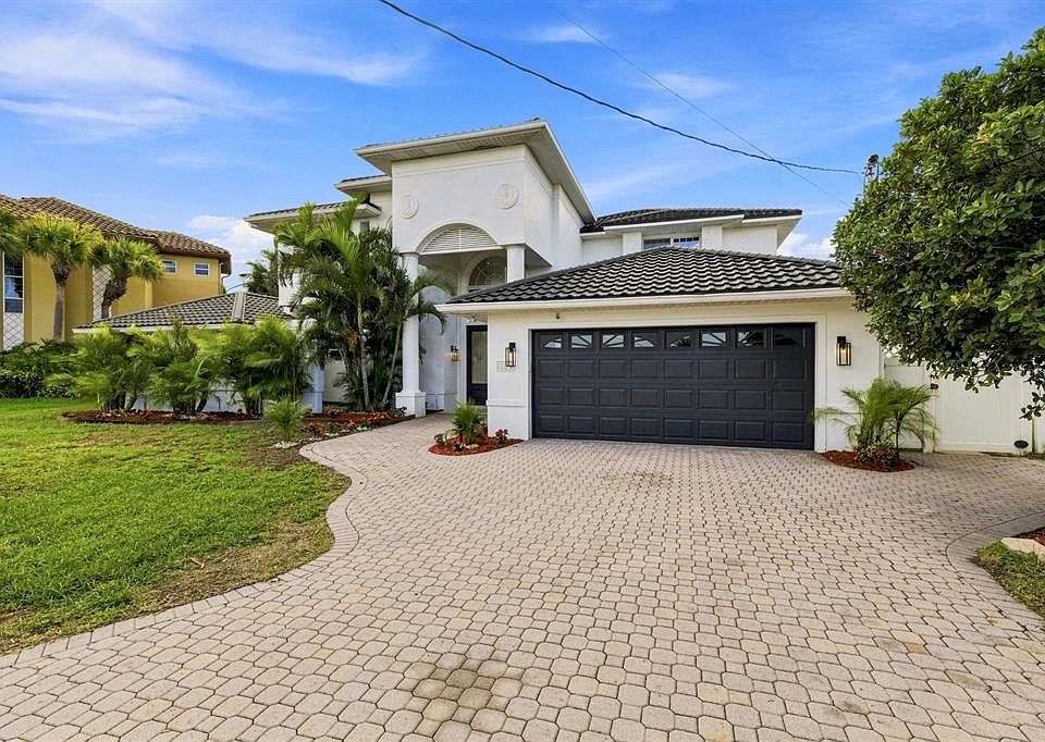 1st image of 461 PALM ISLAND NE
