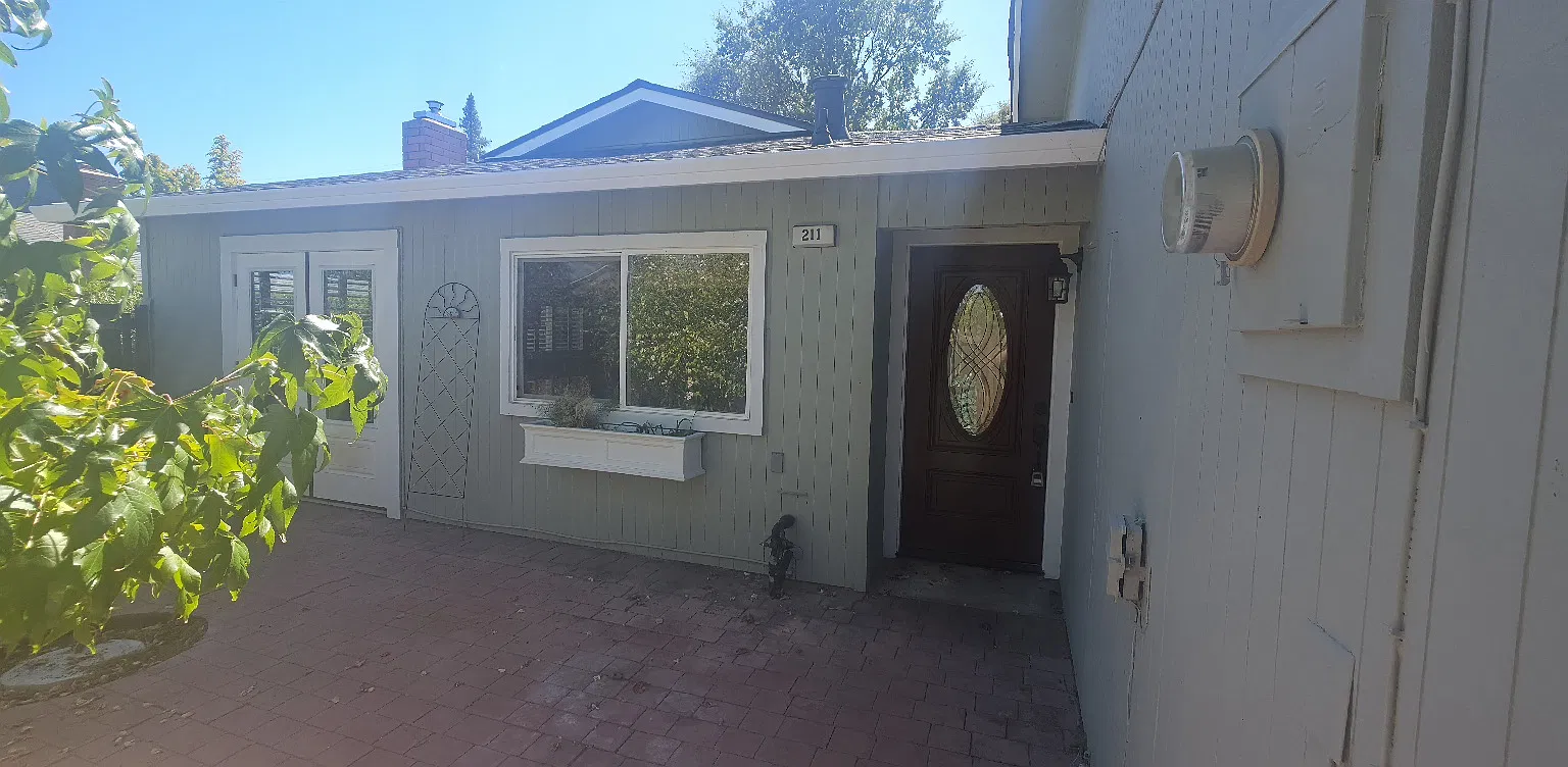 2 bed, 1248 sqft, $2,000 — Photo 1