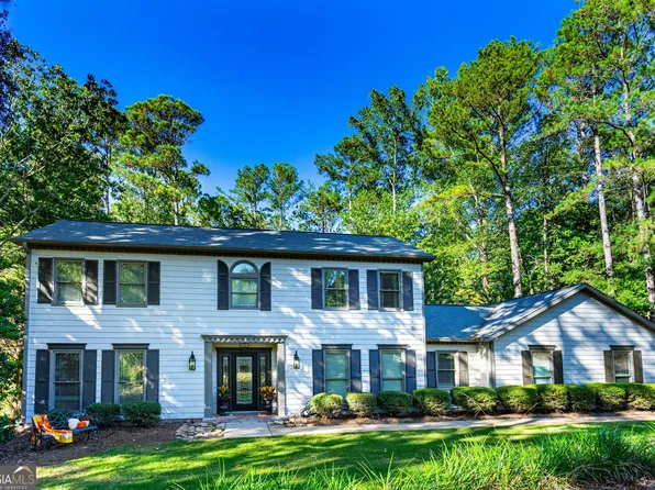 109 Powers Ct, Lagrange, GA 30240