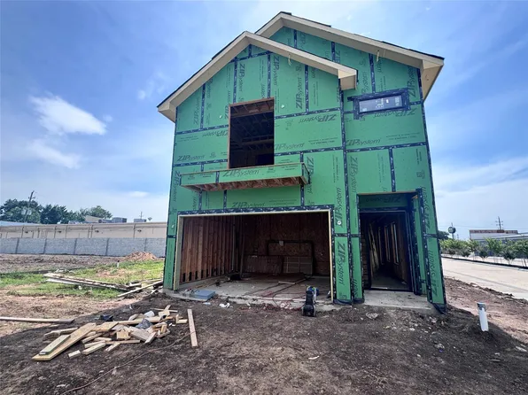 634 Winding Oaks, Stafford, TX 77477