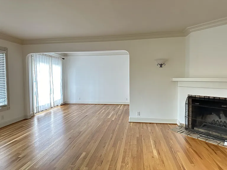 1069 Cherry Ave — Photo 11