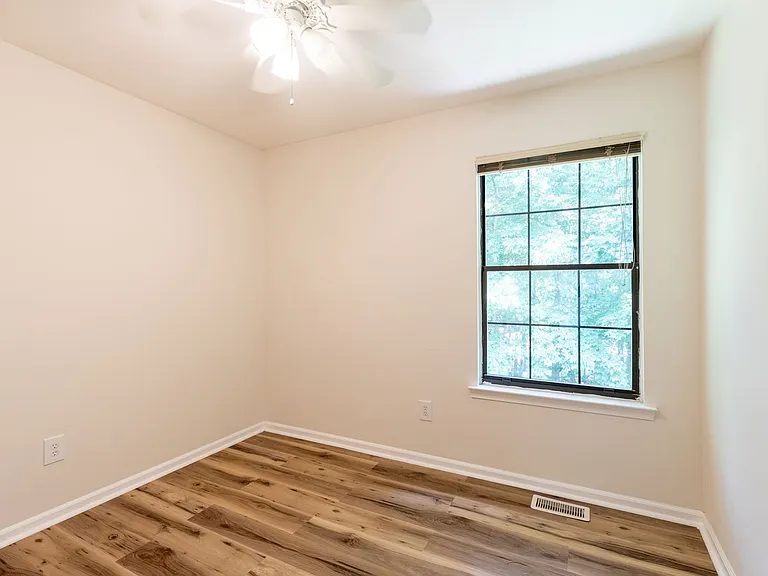 2705 Cricket Cir — Photo 20