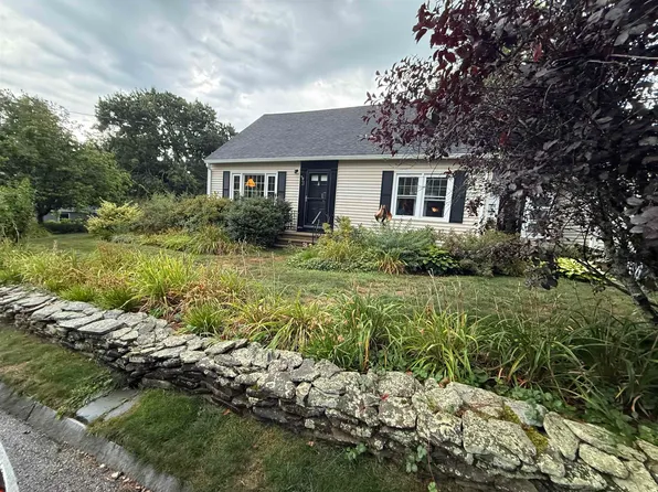 3 Paul Street, Somersworth, NH 03878