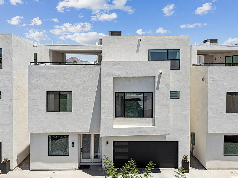 2130 E Turney Ave #3 — Photo 1