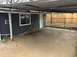 105 1/2 E Bond St, Denison, TX 75021