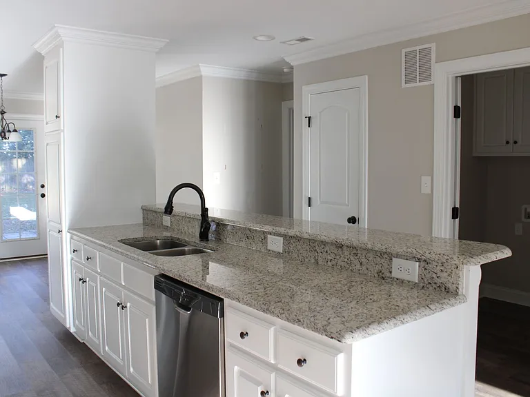 908 Branch St NW — Photo 5