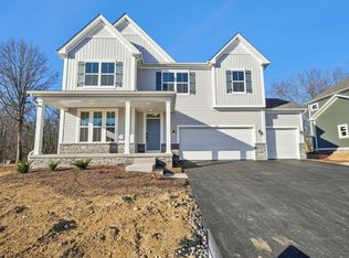 212 Isleta Dr, Pataskala, OH 43062