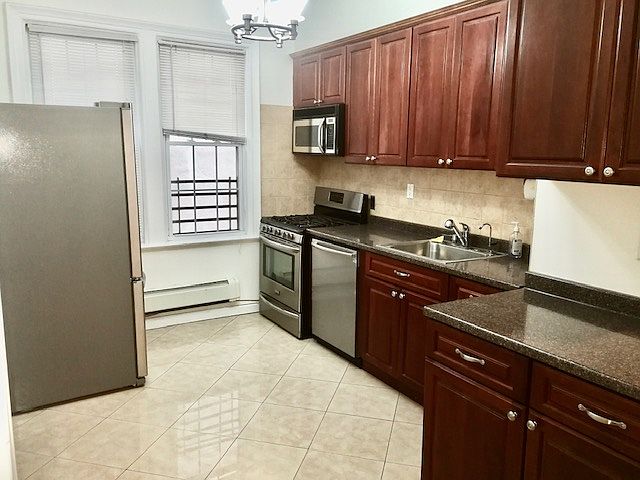 1st image of 2108 E 21st St #1