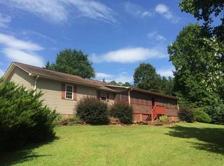 208 Chattan Ct, Walhalla, SC 29691
