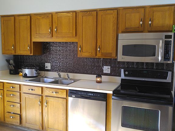 3rd image of 2700 Wittenberg Dr