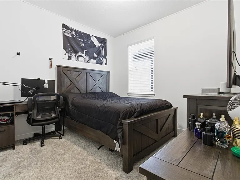 9738 Redwood Heights Loop — Photo 8