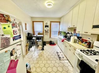 124 Prince St #3, Boston, MA 02113