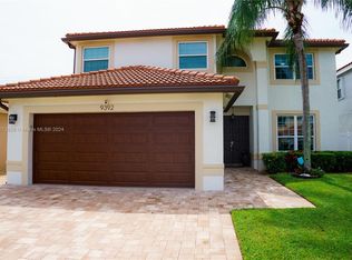 9392 Fox Trot Ln, Boca Raton, FL 33496