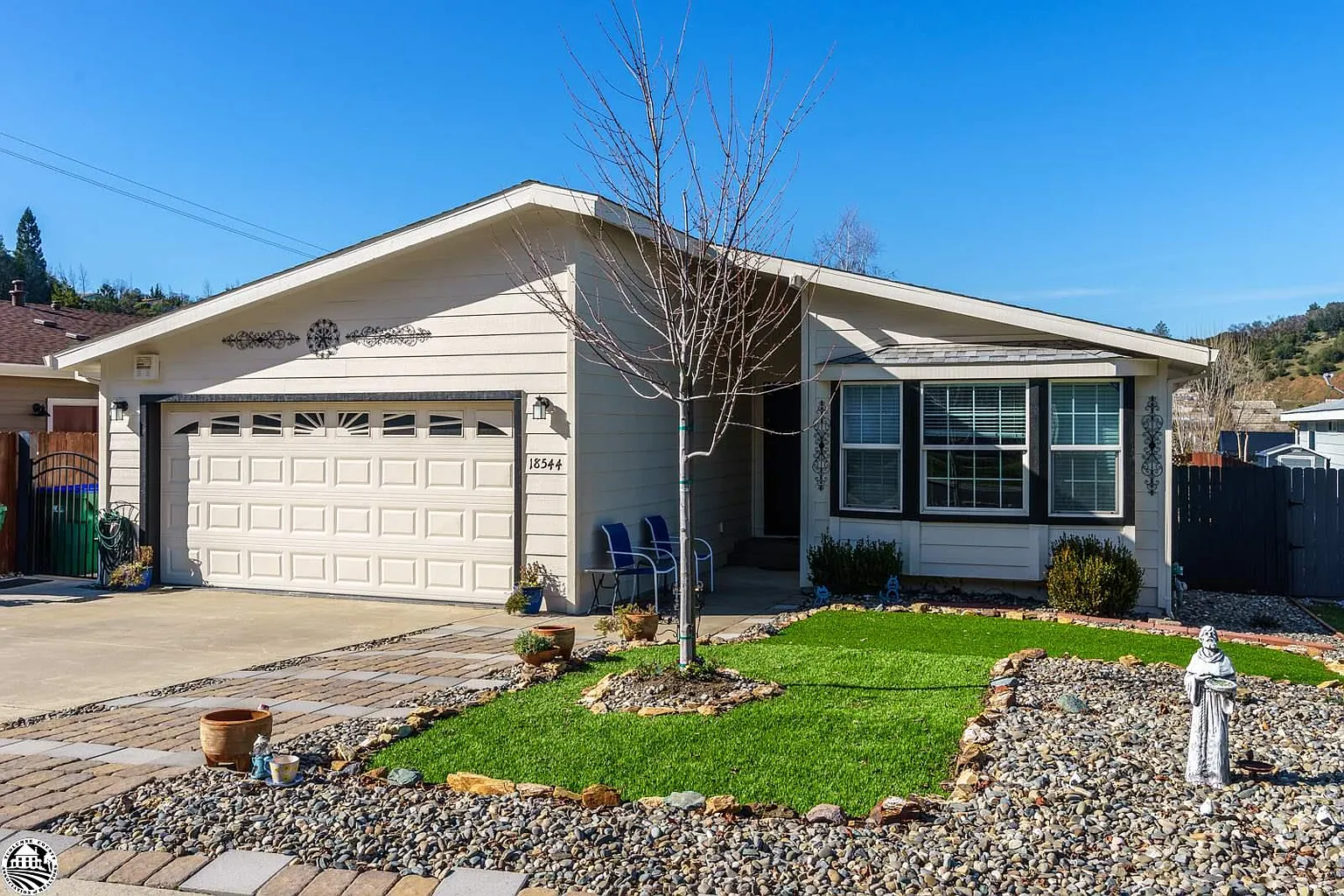 18544 Vista Dr photo 1