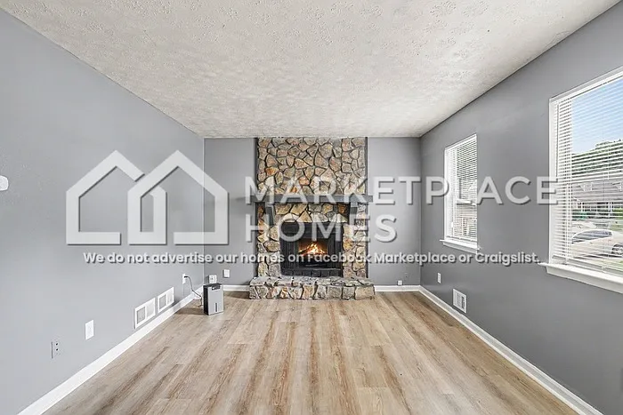 2 bed, 2.5 bath, 1975 sqft, $1,740 — Photo 4
