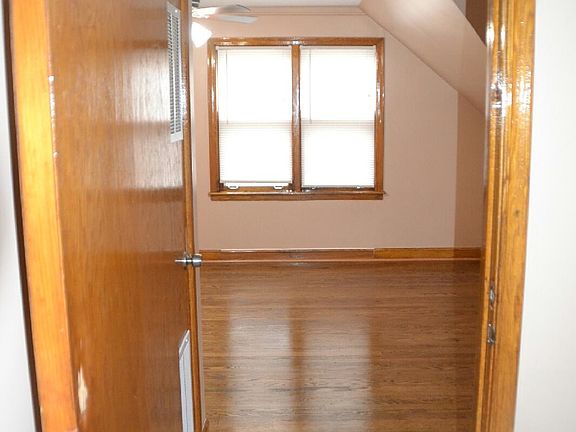 5th image of 7159 S Campbell Ave #1