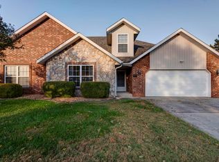 4027 S Warmwater Ave, Springfield, MO 65804