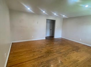 810 Walnut St, Linden, NJ 07036