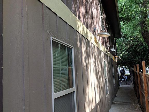 5th image of 1055 E Isaacs Ave #Abcd