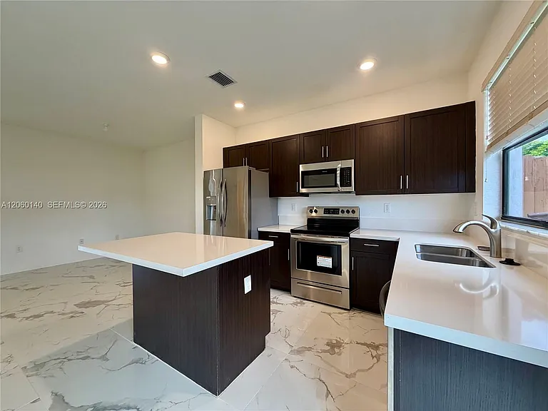 18110 SW 148th Rd — Photo 9