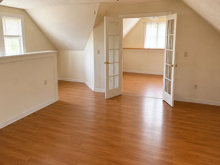 4227 Tower Ave #3 — Photo 3