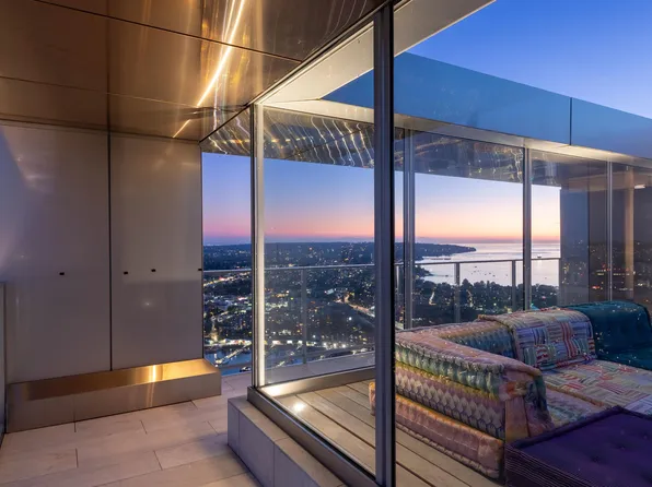 1480 Howe St #Penthouse 1, Vancouver, BC V6Z 0G5