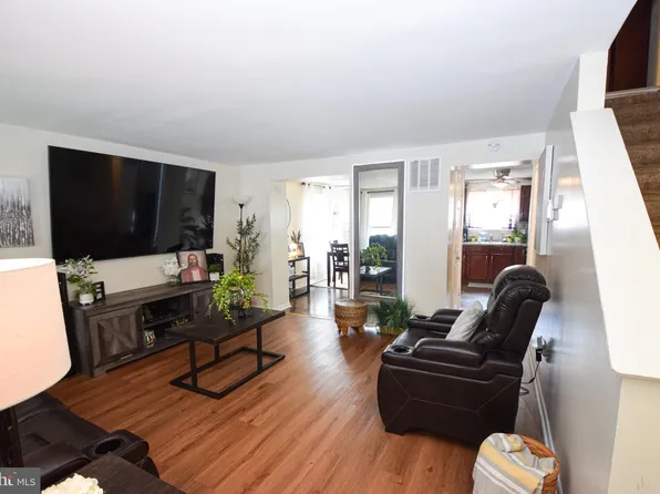 1223 N Gilmor St, Baltimore, MD 21217