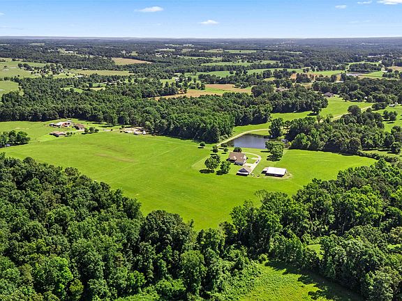4th image of 241 County Road 1528