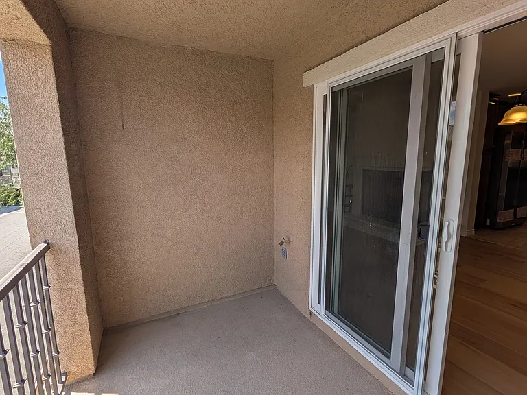 19335 Laroda Ln — Photo 14