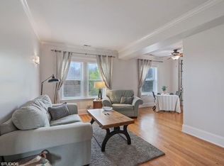 4300 N Clark St #3, Chicago, IL 60613