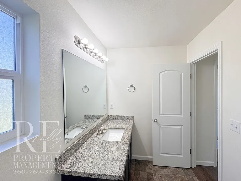 4250 SE Horsehead Way — Photo 26