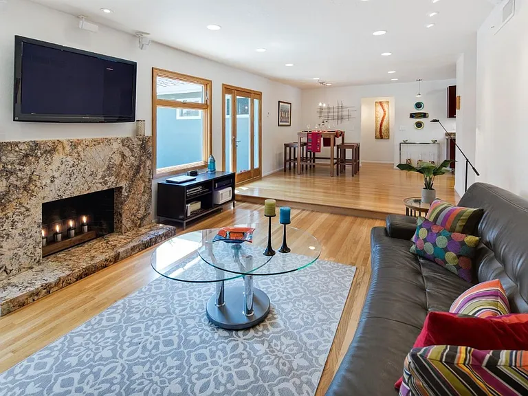 874 Wellington Pl — Photo 6