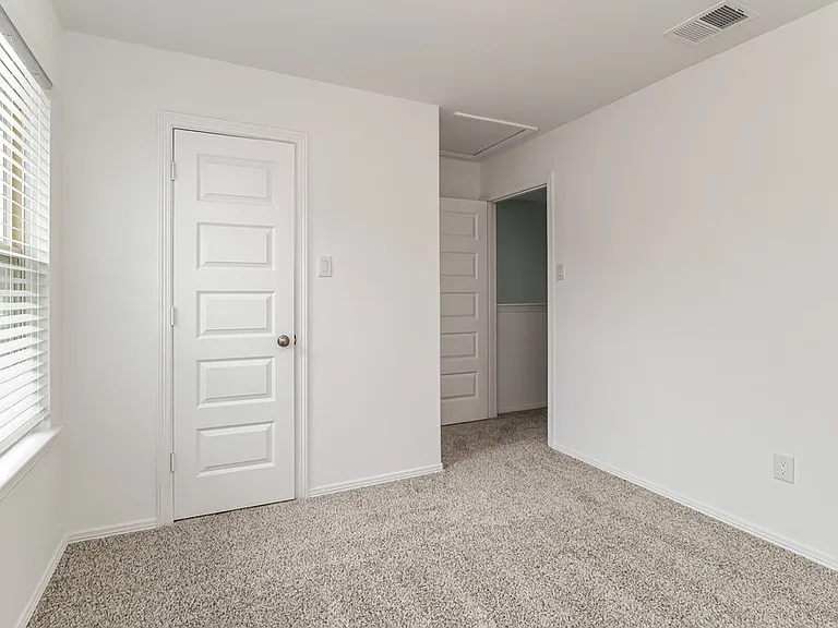 16750 Rover Ln — Photo 13