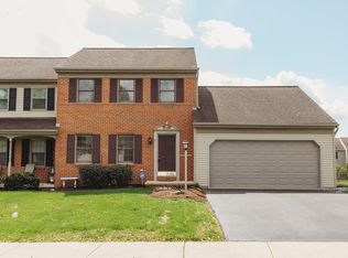 11 Duffield Dr #11, Lititz, PA 17543