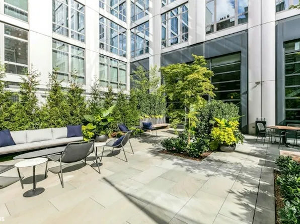 310 West 52nd Street image 9 of 14