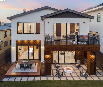 761 Calmar Ave, Oakland, CA, 94610