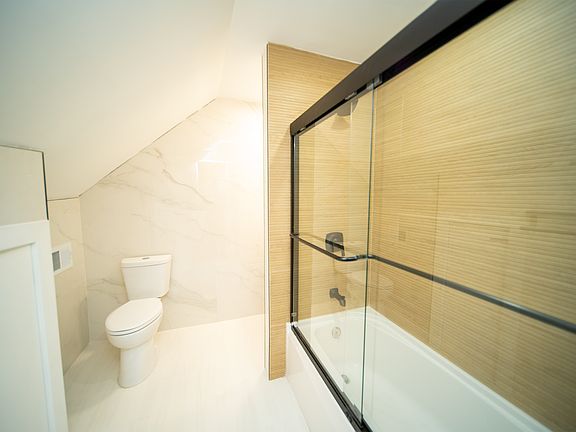 5th image of 83-85 Nagle St #3