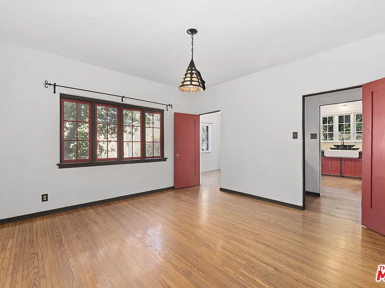 1431 W Avon Park Ter — Photo 15