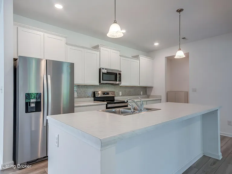 17010 Meander Way — Photo 16