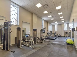 526 Broad St, Newark, NJ 07102