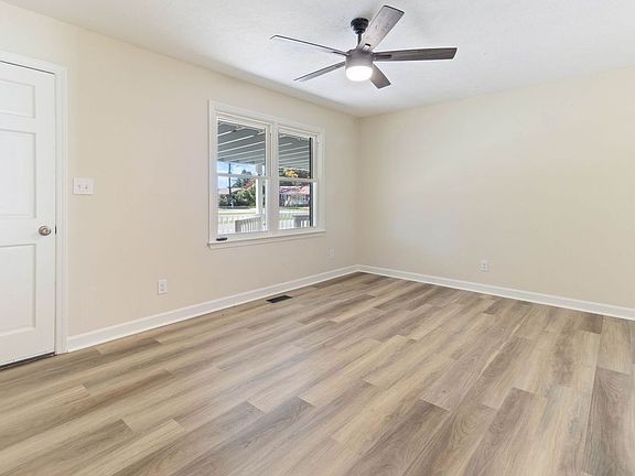 5th image of 1106 Bullard St