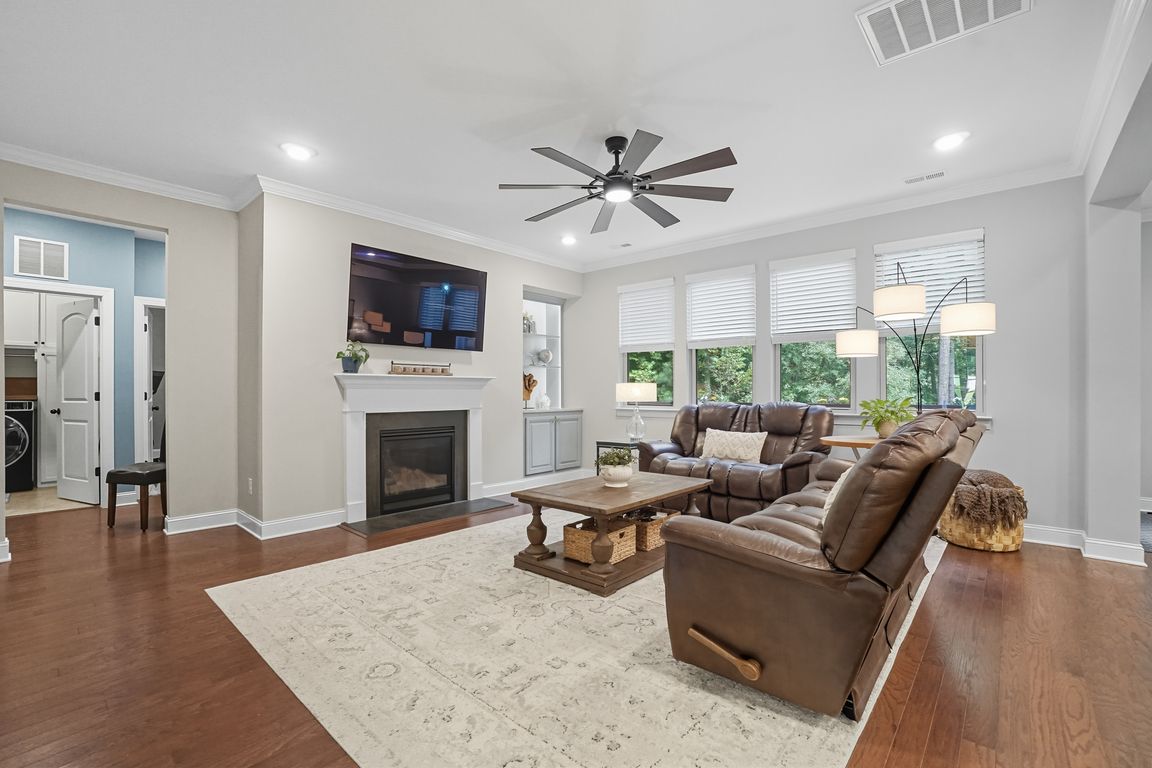 next background image